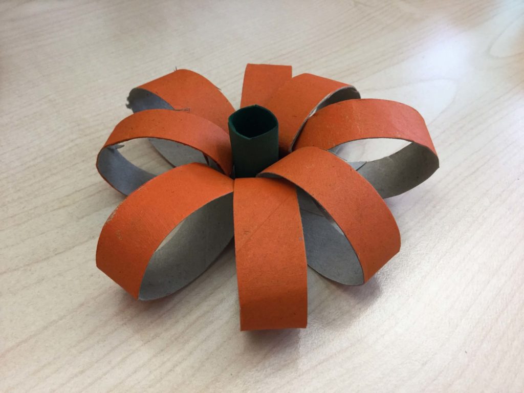 Fertiger Upcycling Deko-Kürbis