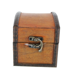 Truhe - S - rotbraun - aus Holz - ca. 9 x 11 x 10 cm