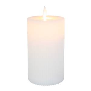 LED Kerze - vertikale Streifen weiß - ca. 7,5 x 12,5 cm