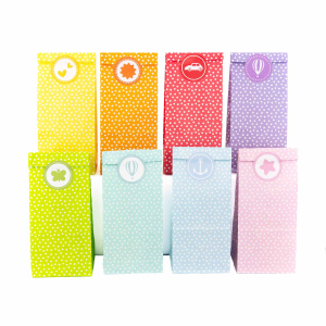 Geburtstagstüten - verschiedene Farben - 12 Stück