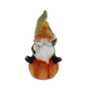 Wichtel auf Kürbis - orange/grün - ca. 9 x 8 x 18 cm