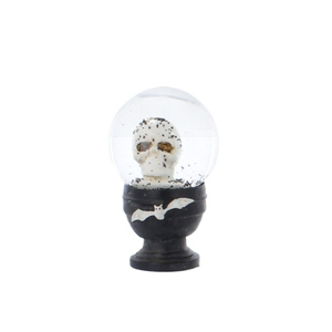 Schneekugel mit Totenkopf - ca. 4,5 x 4,5 x 7,5 cm
