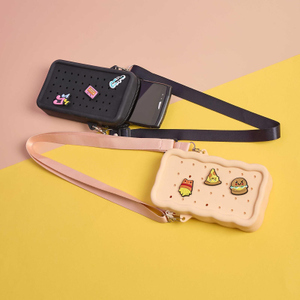 Handytasche - mit Charms - 1 Stück