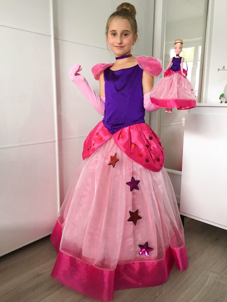 Gewinnerin Kleid & Puppe