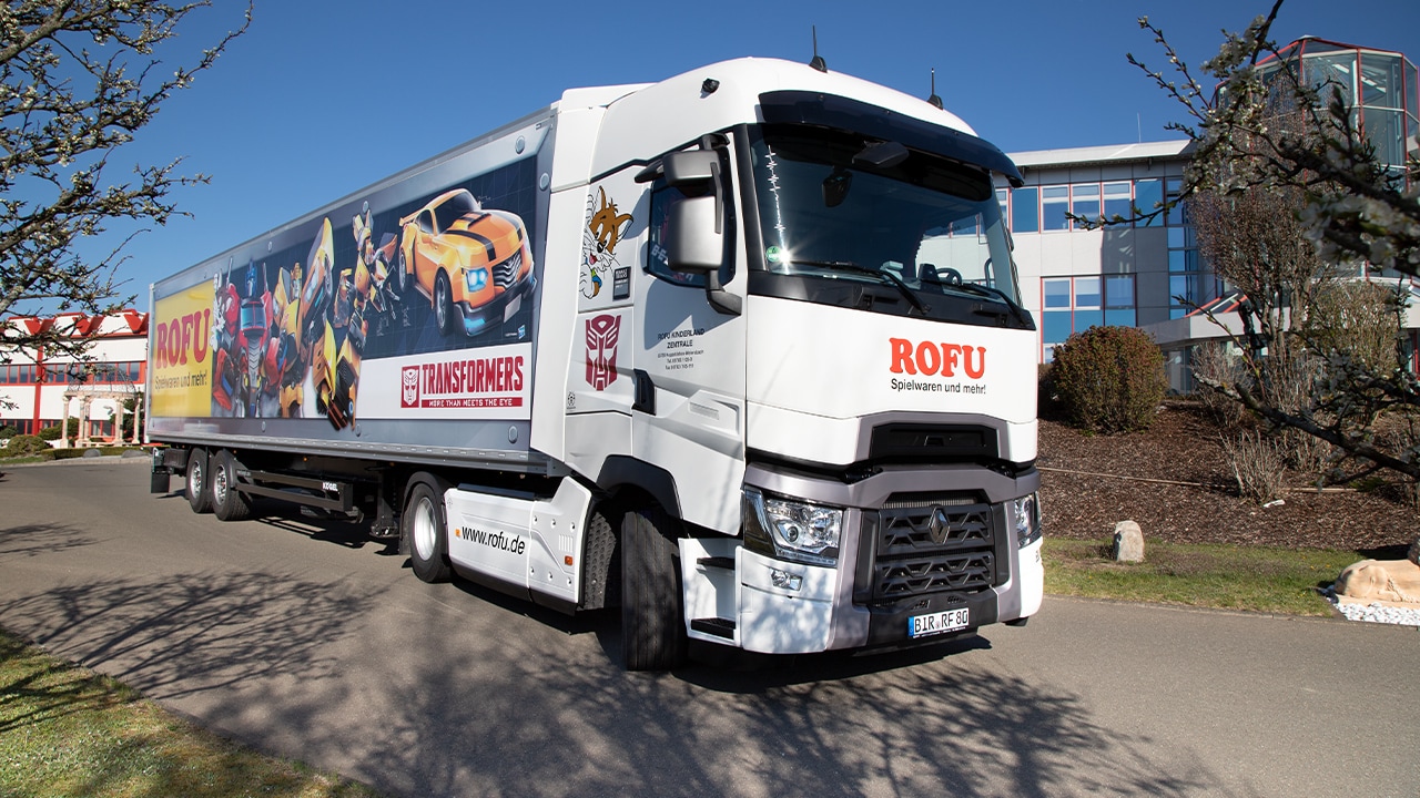 Read more about the article Galaktische Unterstützung für die ROFU Flotte – Die Transformers helfen beim Spielzeug-Transport
